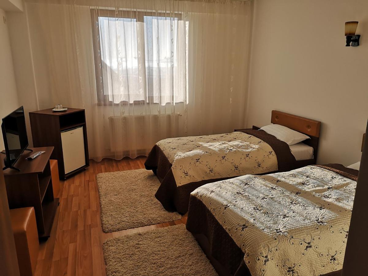 Passa Tempo Otel Suceava Dış mekan fotoğraf