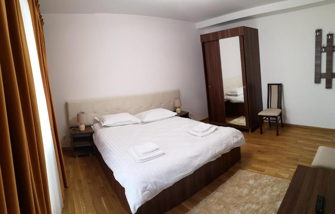 Passa Tempo Otel Suceava Dış mekan fotoğraf